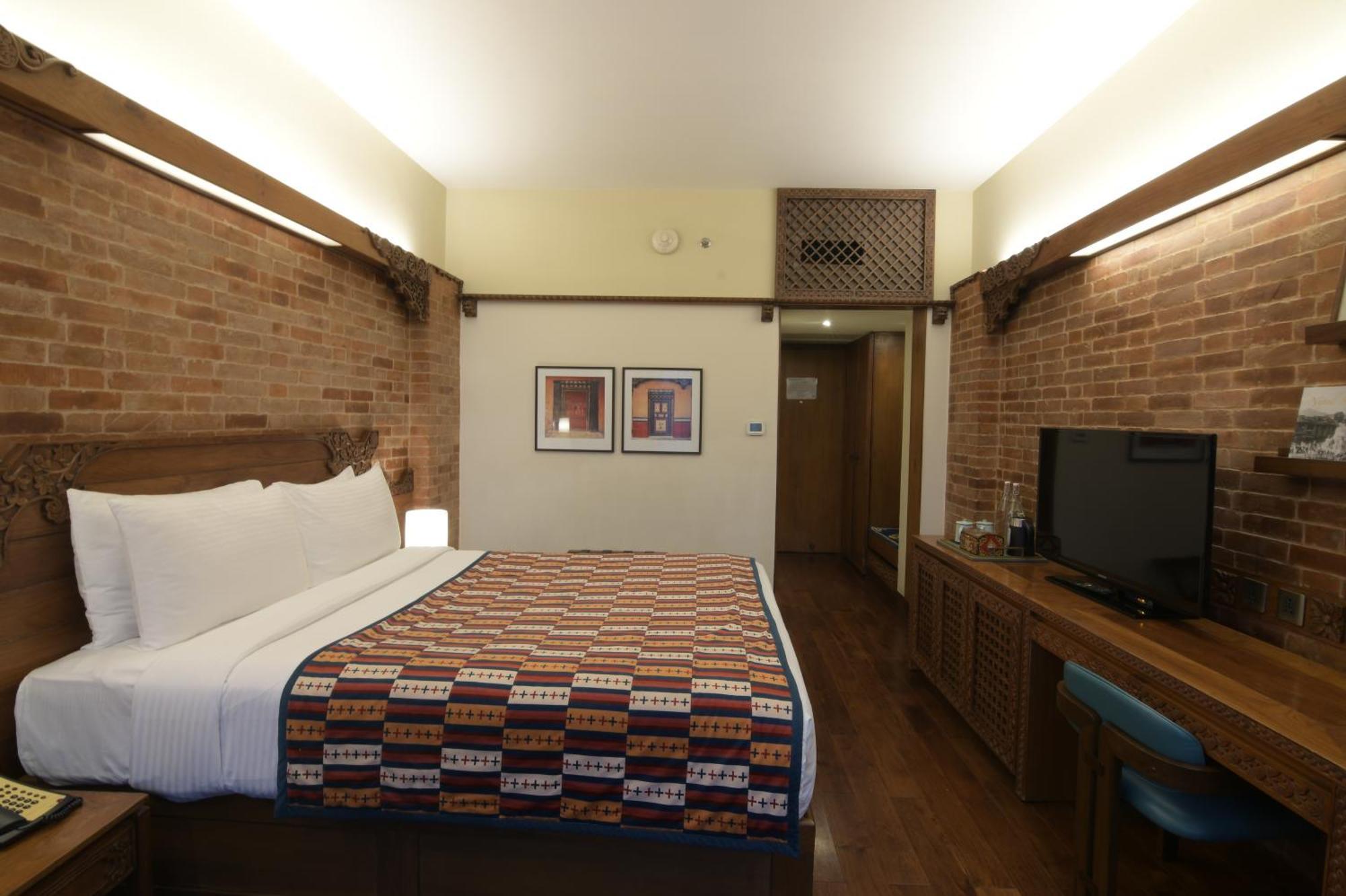 Hotel Yak & Yeti Катманду Стая снимка